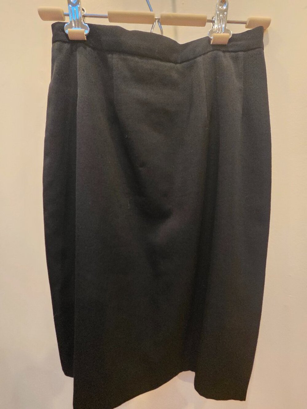 Vintage New York Industrie 100% wool pencil skirt